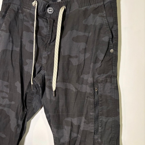 Vuori Small‎ Black Camo Ripstop Pants - Picture 5 of 8